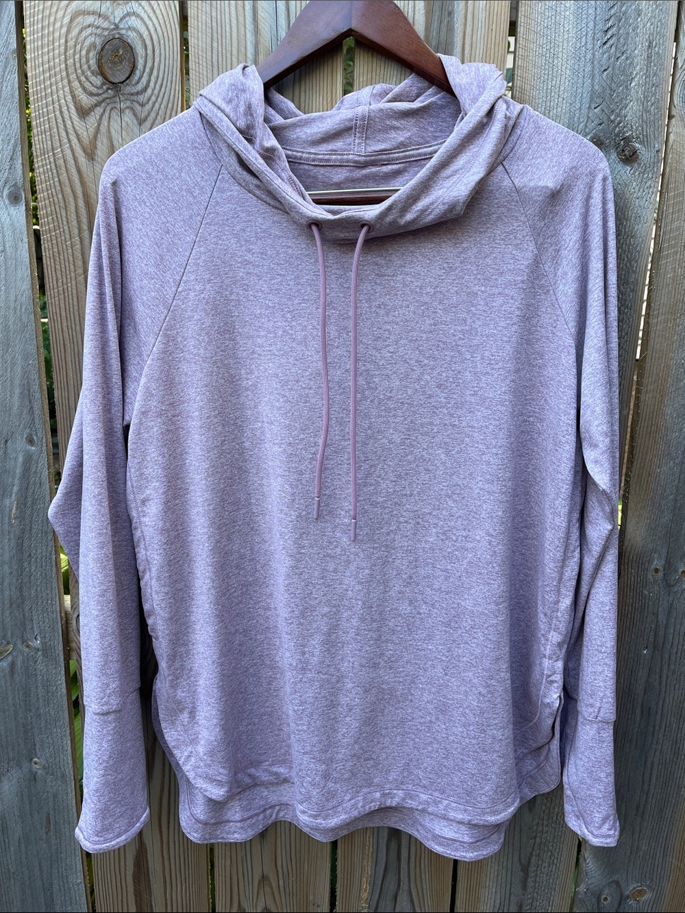 Athleta Uptempo Pullover Hooded Shirt in Heathered Lavender Purple Size Large